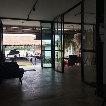 D Hostel Kanchanaburi Exterior foto